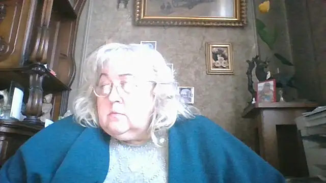 Snapshot of Lala-Love56 chatting on 13, 11, 2025 Lala-Love56 online show from 13, 11, 2025