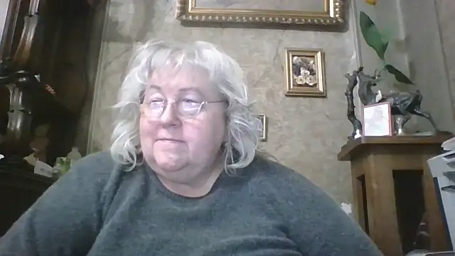 Snapshot of Lala-Love56 chatting on 14, 11, 2025 Lala-Love56 online show from 14, 11, 2025