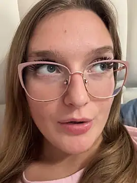 Bellatrisssaa online show from 2, 10, 2025