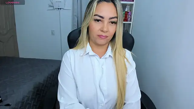 NicolPorto online show from 16, 9, 2025