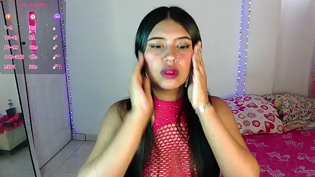 NiaFoxx online show from 18, 10, 2025