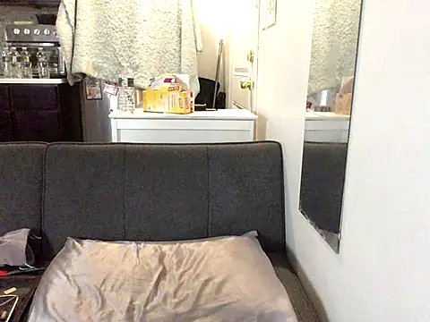 littyleesh1 online show from 4, 12, 2025