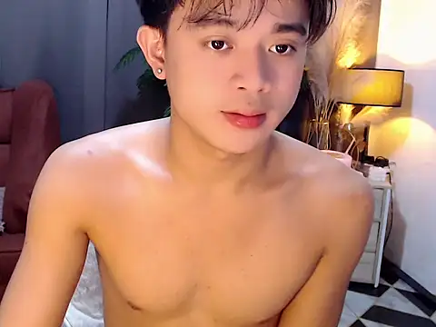 Snapshot of NautyBoyBrazeen_143 chatting on 8, 5, 2026 NautyBoyBrazeen 143 online show from 8, 5, 2026