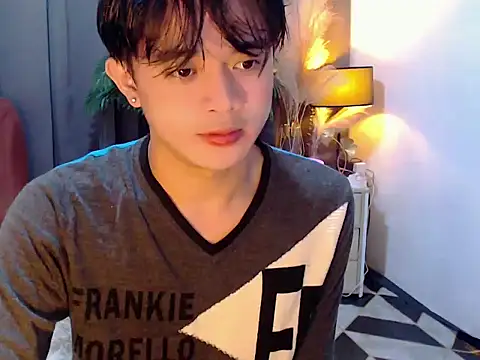 Snapshot of NautyBoyBrazeen_143 chatting on 27, 5, 2026 NautyBoyBrazeen 143 online show from 27, 5, 2026