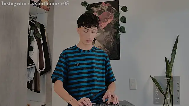 anthonny 05 online show from 21, 9, 2025