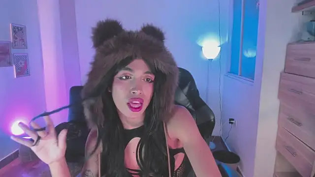 Nikkita Dragon online show from 26, 11, 2025