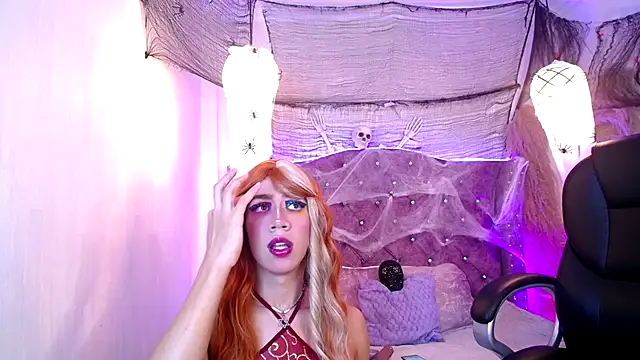 Snapshot of Eva_Walker_ chatting on 28, 10, 2025 Eva Walker online show from 28, 10, 2025