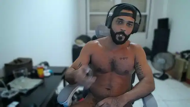 lilwolfbrasil online show from 13, 12, 2025