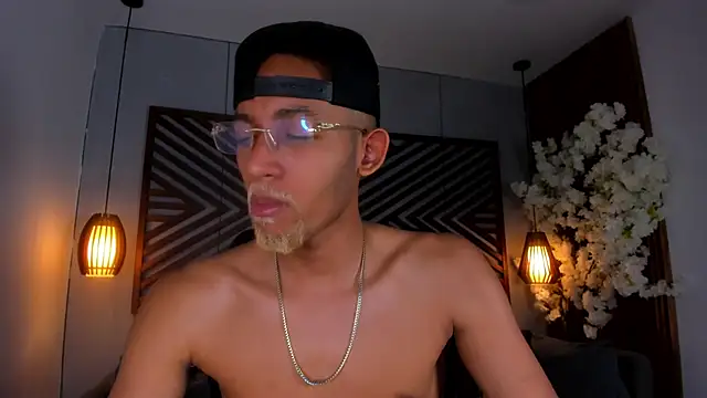 B Wild online show from 22, 10, 2025