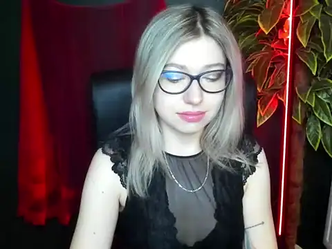 loveHeidi online show from 12, 3, 2026