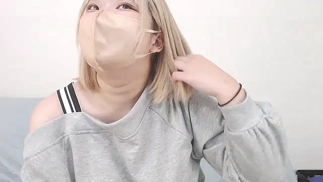 ShionLove online show from 18, 10, 2025