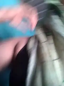 Snapshot of Hot_cupal chatting on 23, 9, 2025 Hot cupal online show from 23, 9, 2025