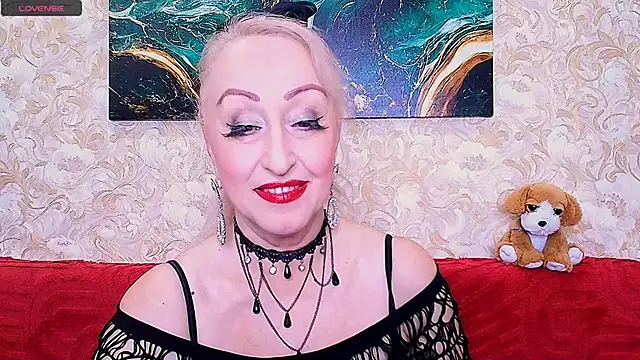  Sara  Smith  online show from 3, 6, 2026