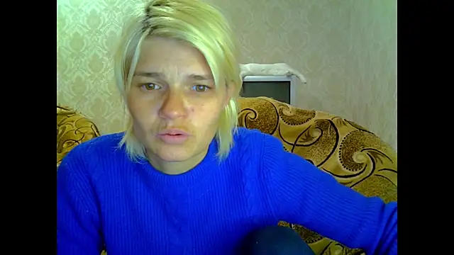 SaraSnow  online show from 17, 11, 2025