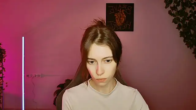 Yoka paradoXXX online show from 4, 10, 2025