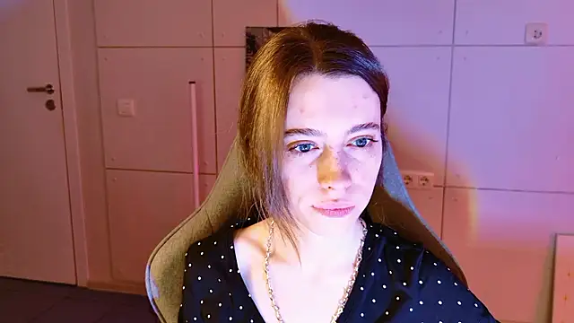 Yoka paradoXXX online show from 5, 3, 2026