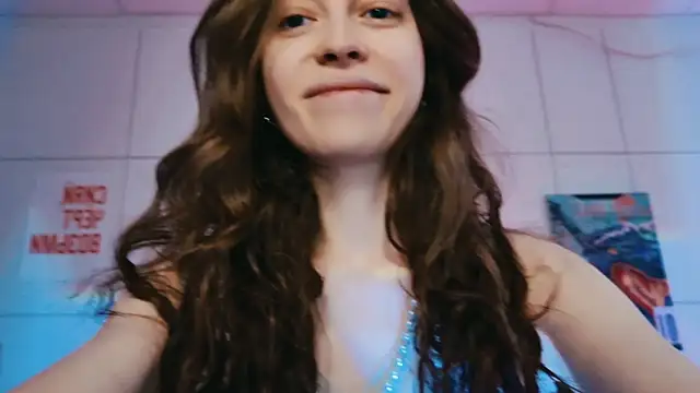 Yoka paradoXXX online show from 16, 4, 2026