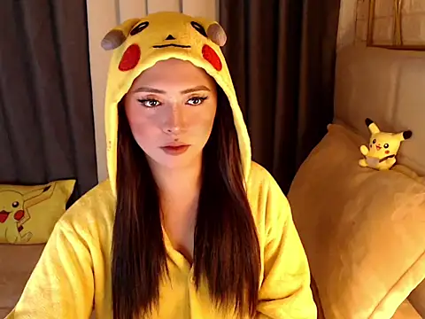 yourdevilsweettsx online show from 15, 4, 2026