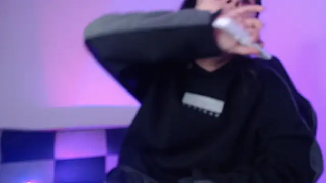 GwenHazel online show from 26, 11, 2025