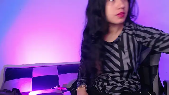 GwenHazel online show from 28, 11, 2025