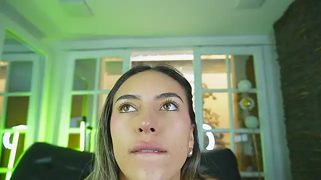 foxy zoe online show from 13, 3, 2026