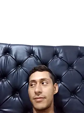 Snapshot of Boy_hot- chatting on 10, 9, 2025 Boy hot- online show from 10, 9, 2025