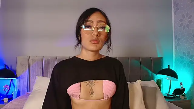 Ameliaa Moon  online show from 8, 10, 2025