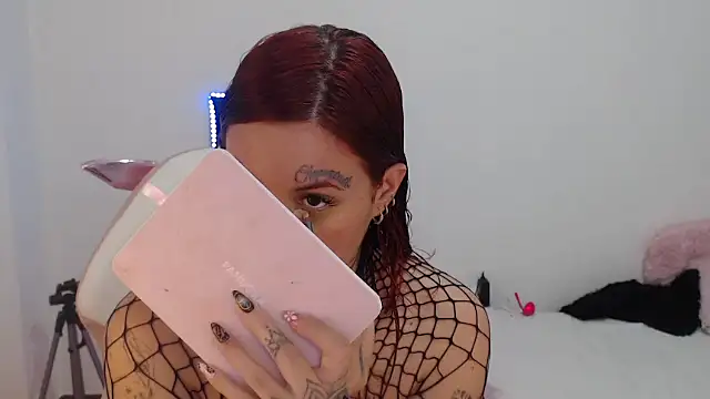 Snapshot of Maddy_Vicius19 chatting on 5, 10, 2025 Maddy Vicius19 online show from 5, 10, 2025