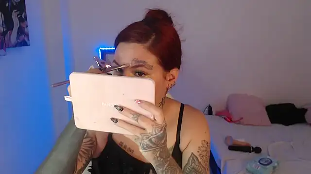 Snapshot of Maddy_Vicius19 chatting on 15, 10, 2025 Maddy Vicius19 online show from 15, 10, 2025