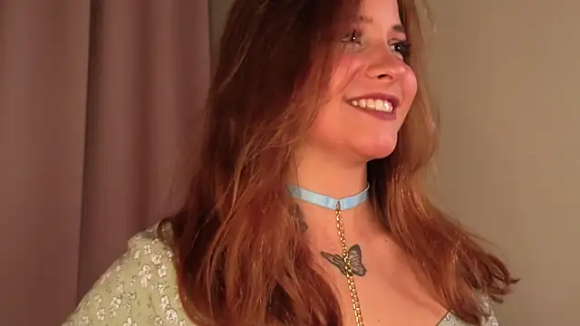 Snapshot of LoveSeekins chatting on 28, 11, 2025 LoveSeekins online show from 28, 11, 2025