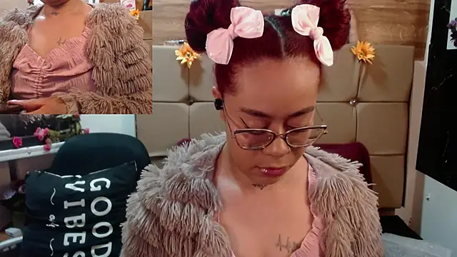 Snapshot of MIA__SPENCER chatting on 24, 9, 2025 MIA SPENCER online show from 24, 9, 2025