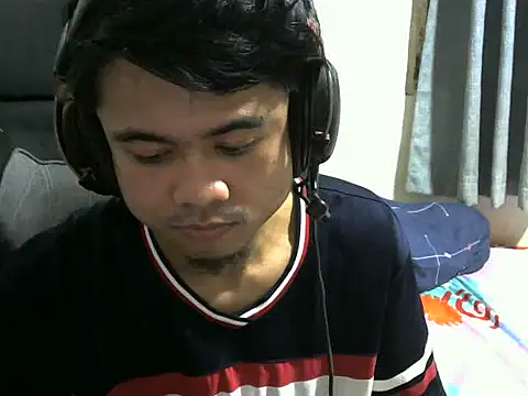 Snapshot of Kim0002 chatting on 8, 9, 2025 Kim0002 online show from 8, 9, 2025