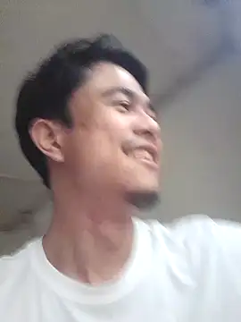 Snapshot of Kim0002 chatting on 10, 9, 2025 Kim0002 online show from 10, 9, 2025