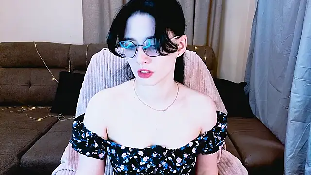 Charming Mysteriousss online show from 14, 3, 2026