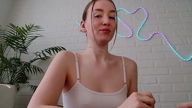 WhitePrincessLuna online show from 19, 2, 2026