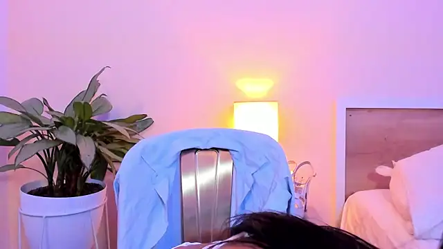 Snapshot of Antonella_Barone chatting on 19, 9, 2025 Antonella Barone online show from 19, 9, 2025