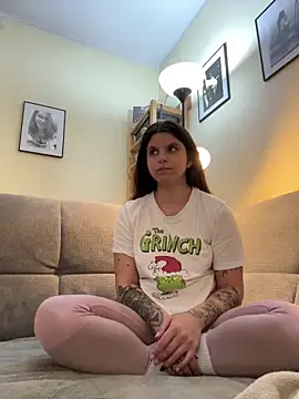 Snapshot of Brutecia2002 chatting on 3, 3, 2026 Brutecia2002 online show from 3, 3, 2026