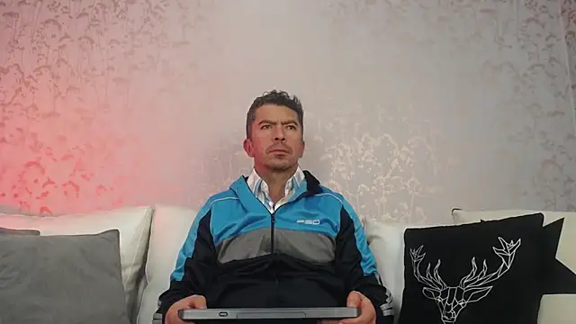 Snapshot of JuanKarloz_ chatting on 18, 9, 2025 JuanKarloz online show from 18, 9, 2025