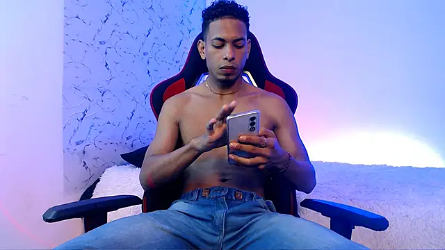 lorian vikel online show from 26, 11, 2025