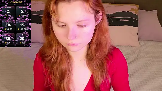 Snapshot of AlisHanson chatting on 27, 9, 2025 AlisHanson online show from 27, 9, 2025