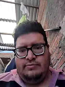 Santiagoqro85 online show from 1, 10, 2025