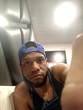 JoselitoVrgn online show from 9, 11, 2025