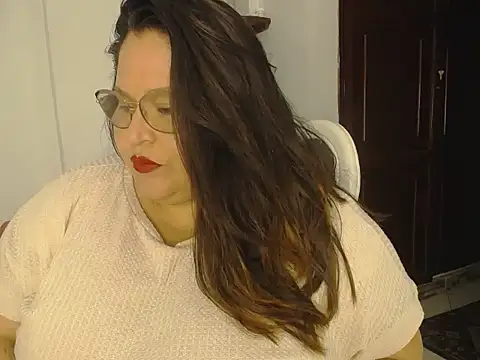 Snapshot of BigBoss_Paris69 chatting on 16, 10, 2025 BigBoss Paris69 online show from 16, 10, 2025