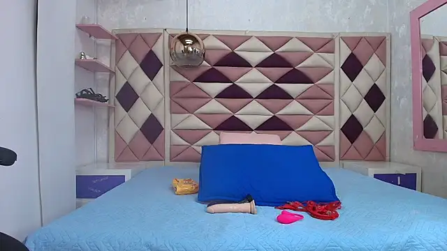 abbyrouss  online show from 11, 9, 2025