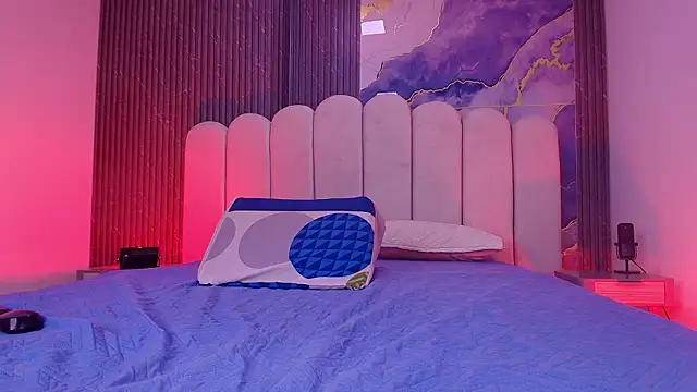 abbyrouss  online show from 29, 3, 2026