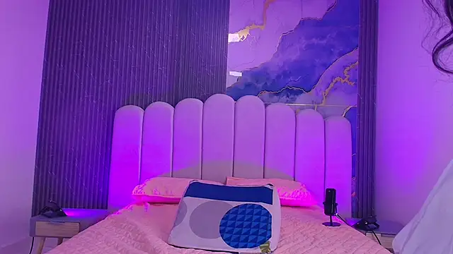 abbyrouss  online show from 20, 4, 2026