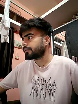 soniriyaa010101 online show from 14, 4, 2026