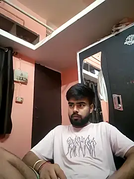 soniriyaa010101 online show from 16, 4, 2026