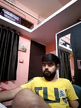 soniriyaa010101 online show from 14, 6, 2026