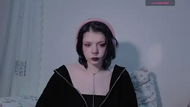 Snapshot of Alice_Zev chatting on 21, 7, 2026 Alice Zev online show from 21, 7, 2026